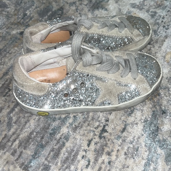 Golden Goose Sneaker - Picture 2 of 4